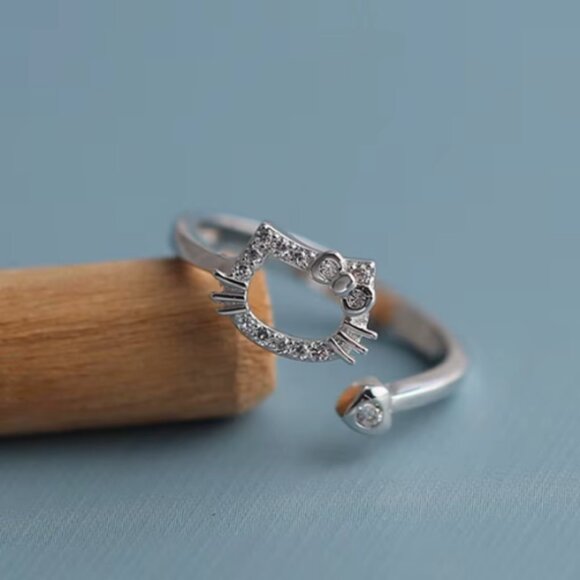 HELLO KITTY Girls Silver Semi Adjustable Ring Inlaid Crystals NWT - Picture 2 of 7